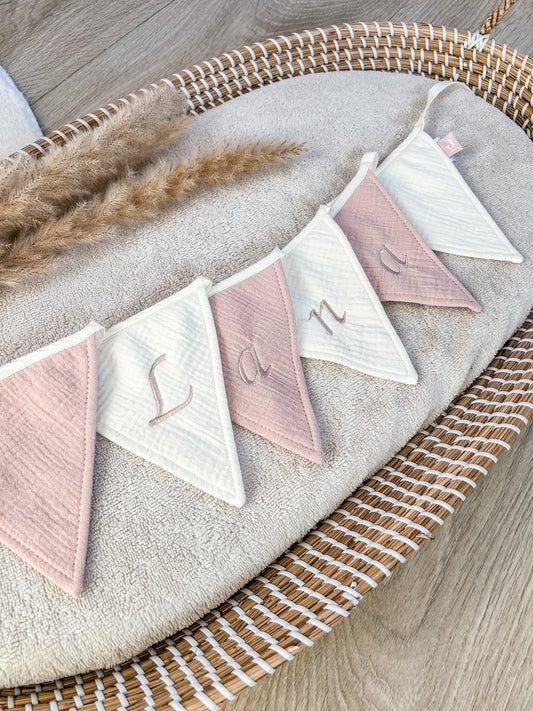 Jollein Vlaggenlijn met naam geborduurd