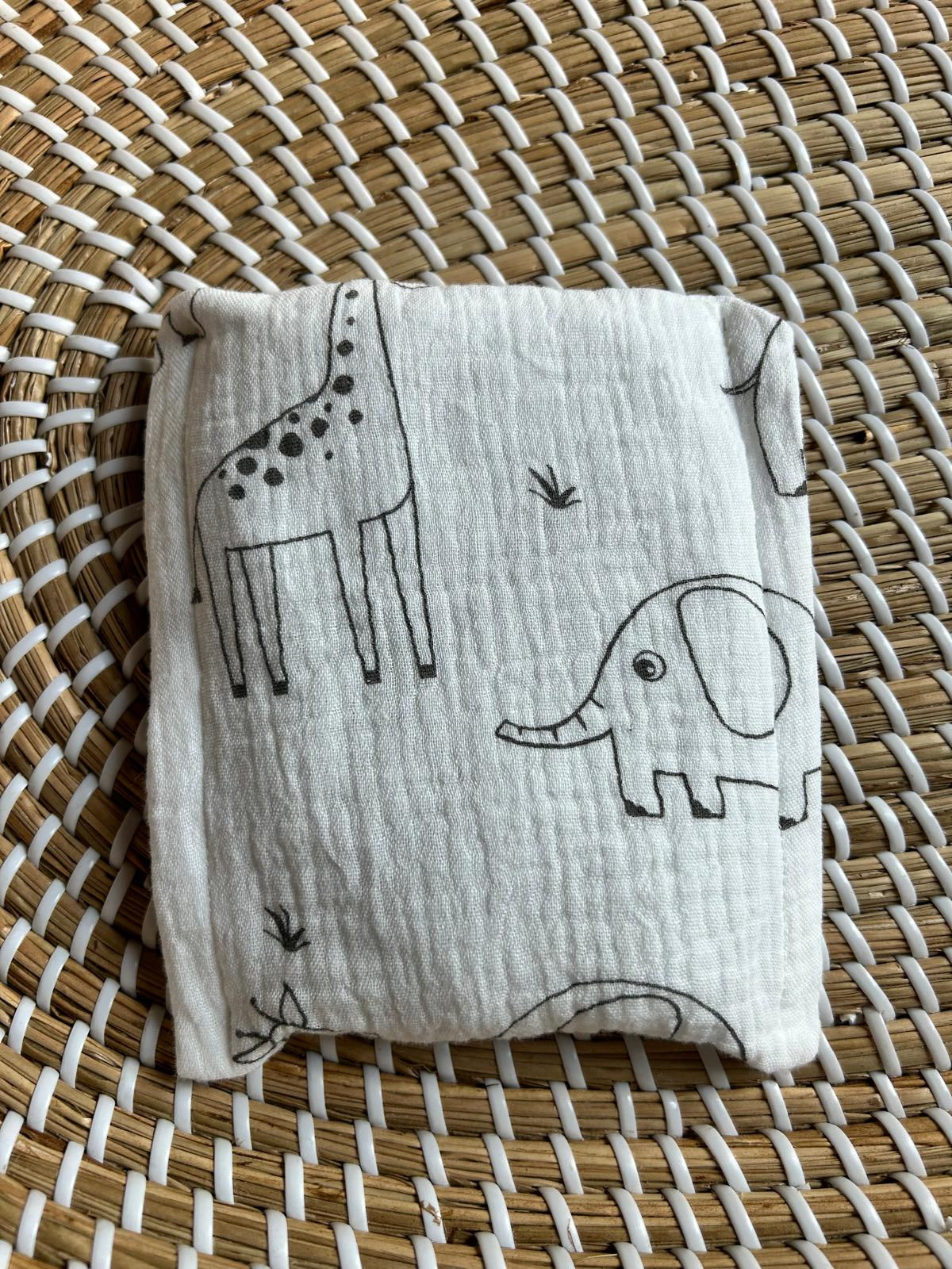 Sensorisch zakje knisperfolie zwart wit olifant