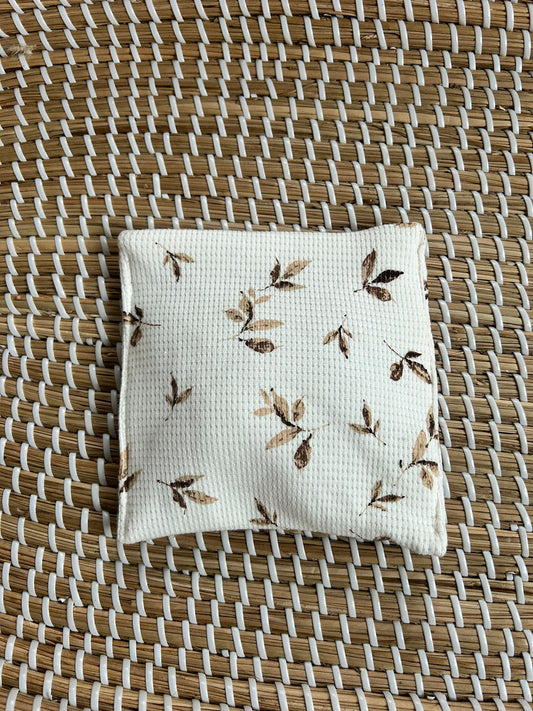 Sensorisch zakje beige tak